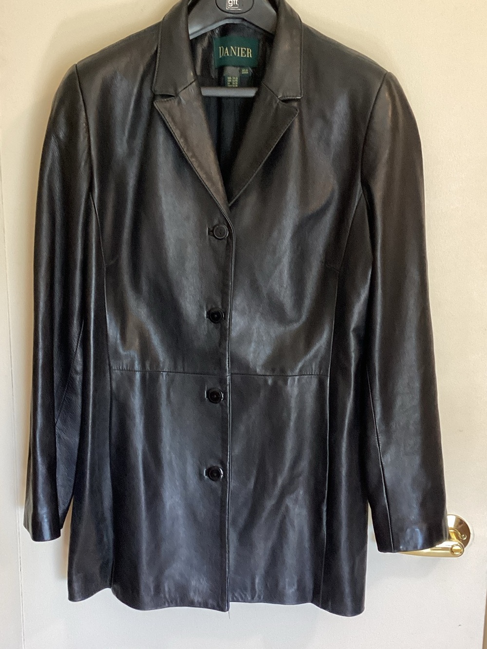 Danier Women's Black Leather Button-Front Jacket